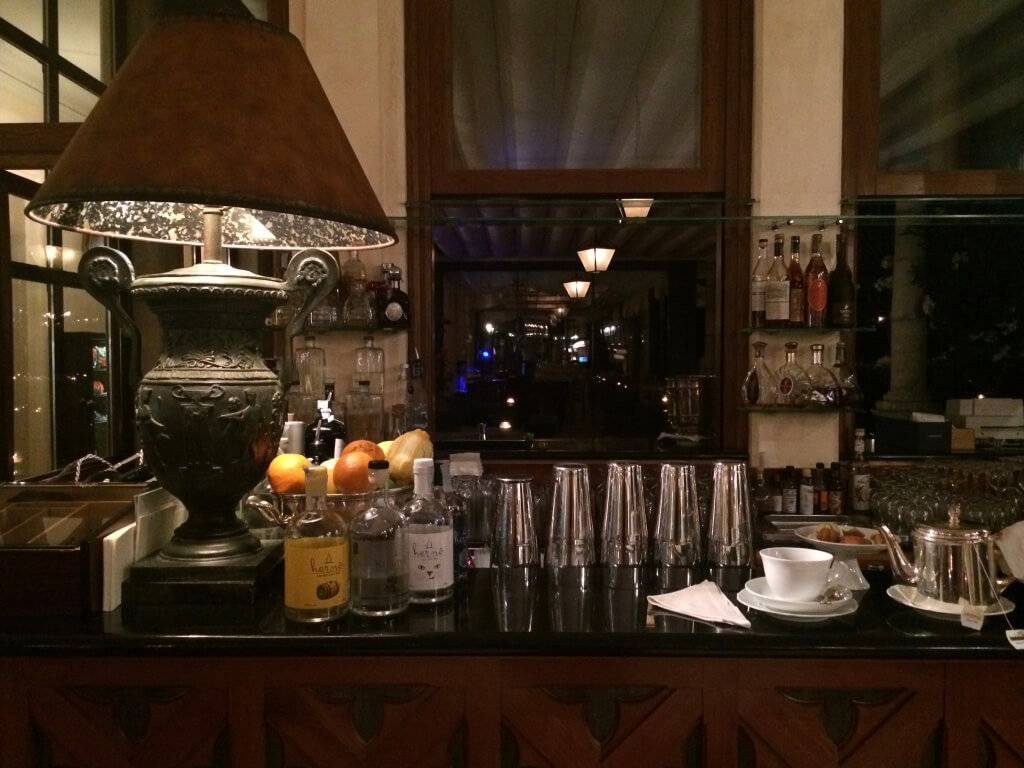 Belmond Grand Hotel Timeo Bar, IñigoArt, decadence