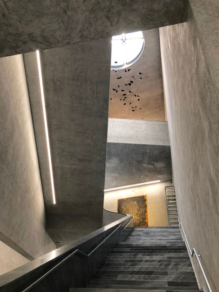 Alexander Calder, Kunstmuseum Basel, Architecture, Concrete